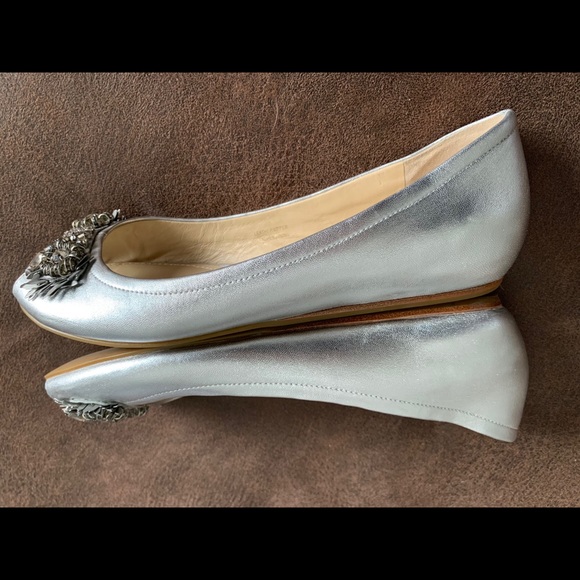 Vera Wang Silver Crystal Peep-Toe Flats Size 7 - Picture 6 of 8